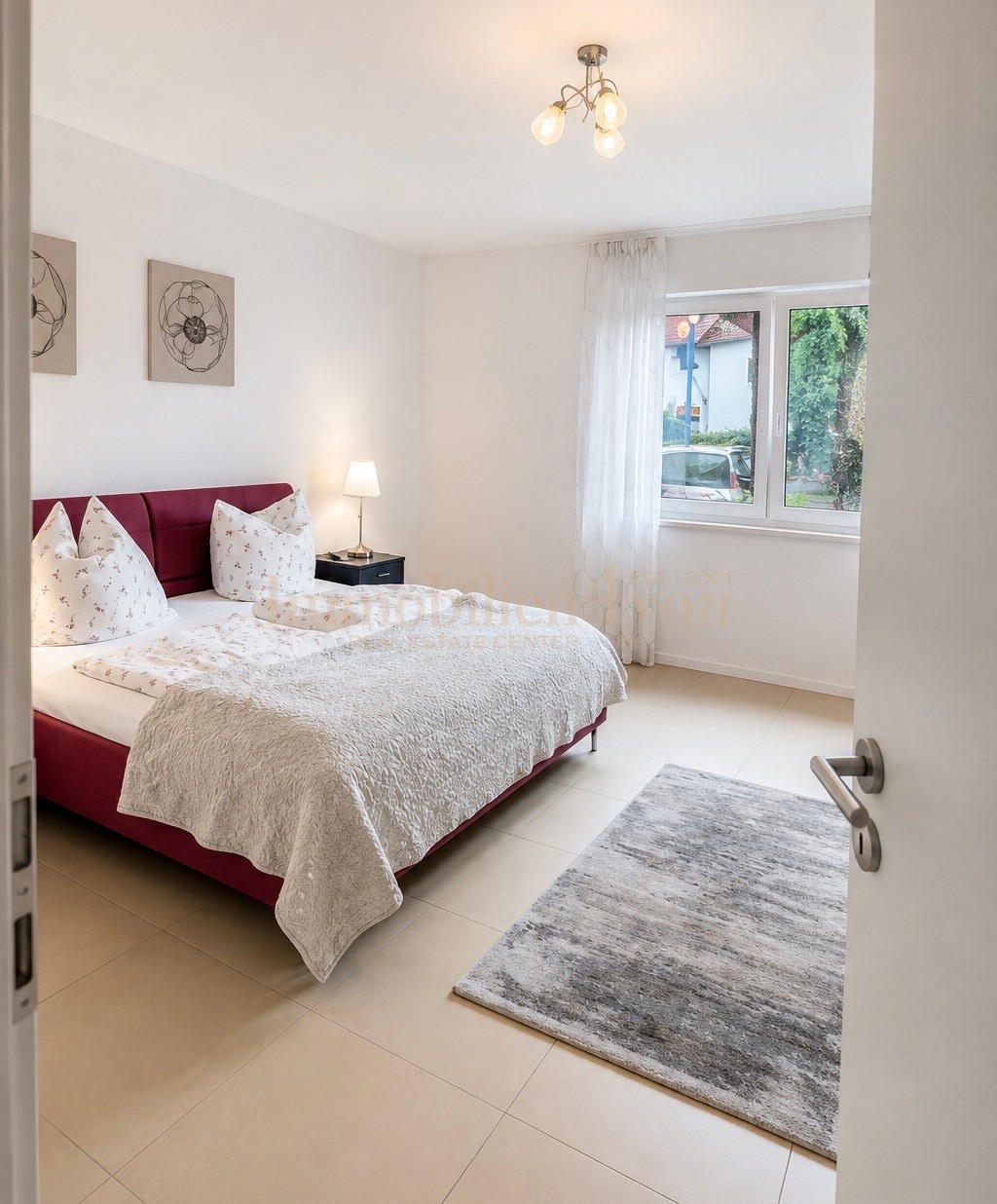 Schlafzimmer 1
