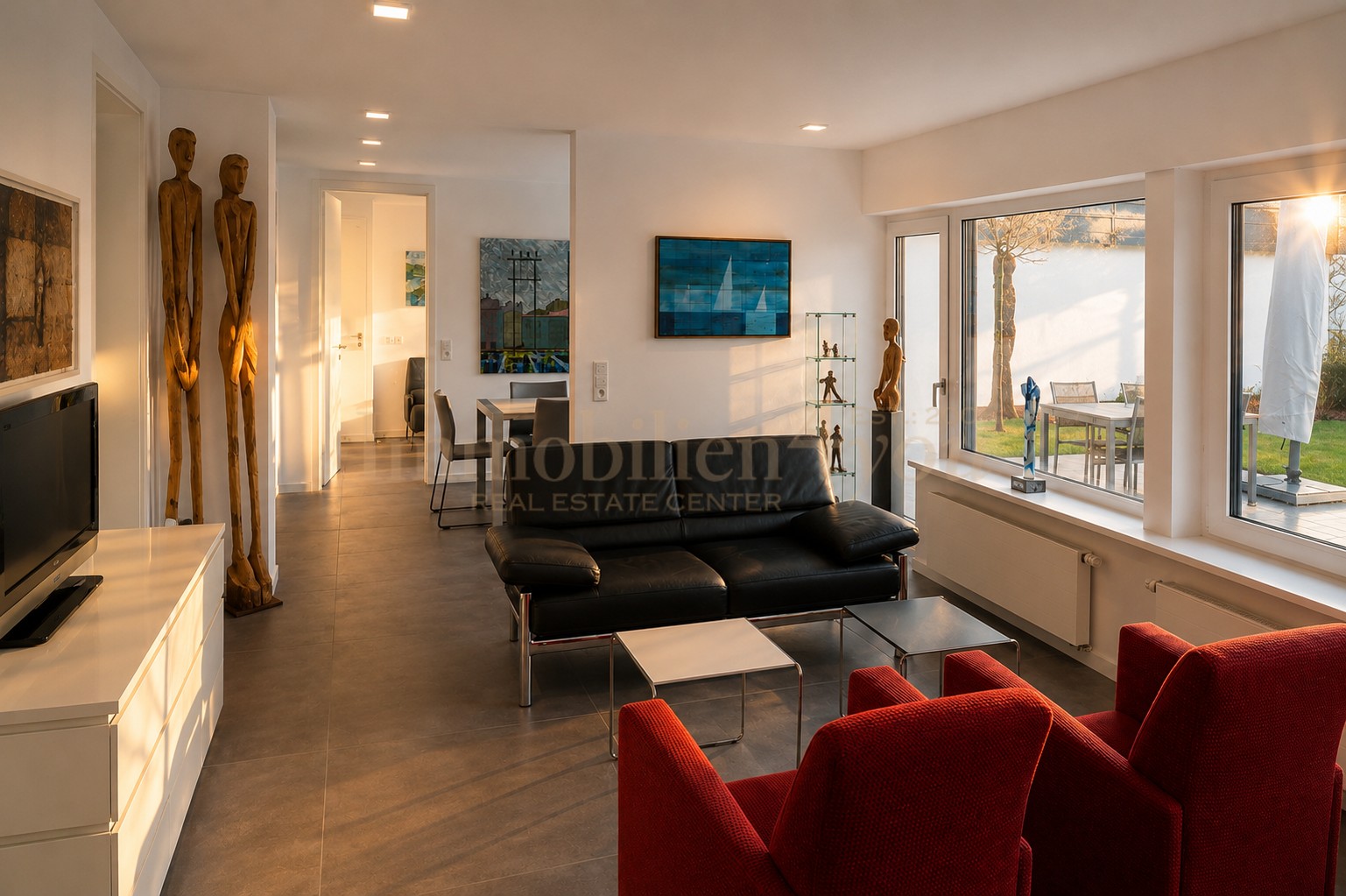 Offenes Zimmer