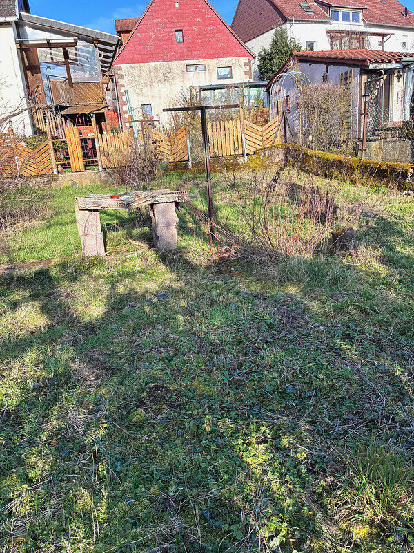 Garten hinter dem Haus